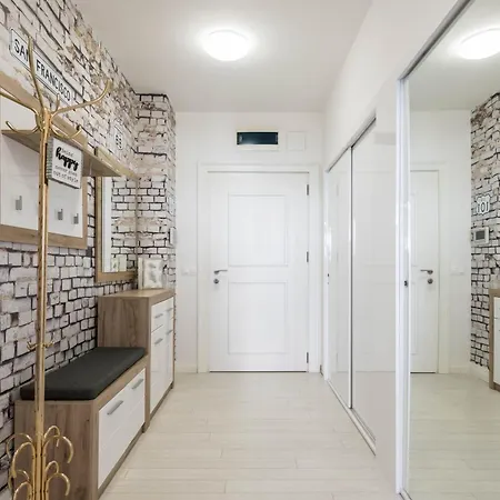 Апартамент Sea Garden Luxury