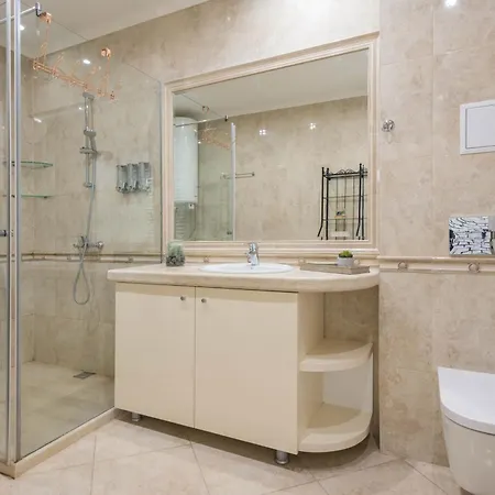 Апартамент Sea Garden Luxury *