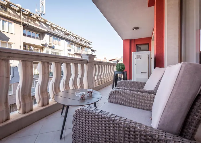 Sea Garden Luxury شقة فارنا